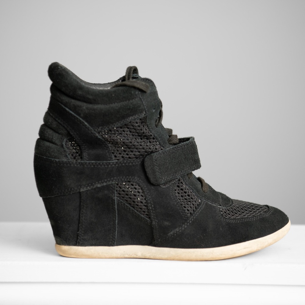 Ash Hidden Wedge Sneaker Sz 8.5 Black Suede Mesh High Top Sporty Chic Athleisure